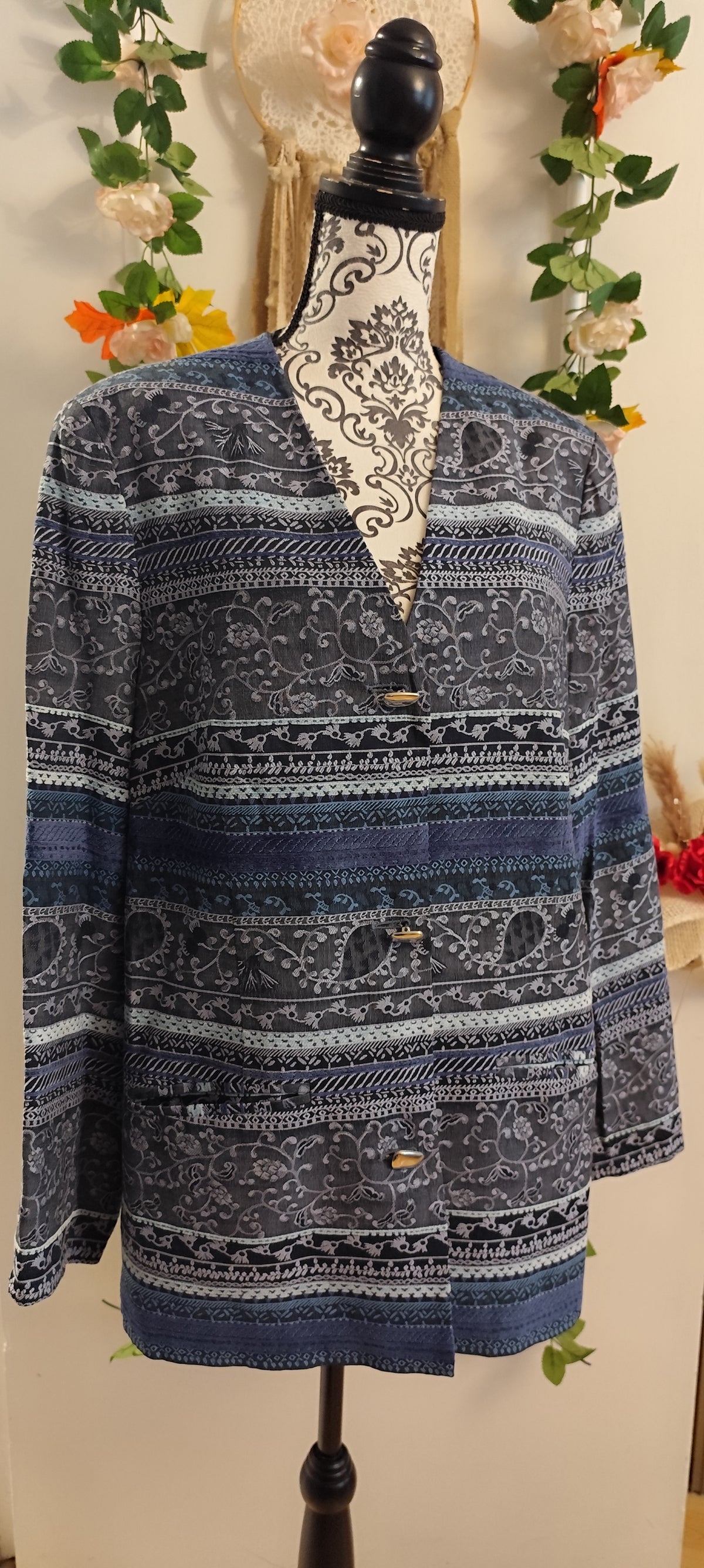 Blazer Anne Weyburn