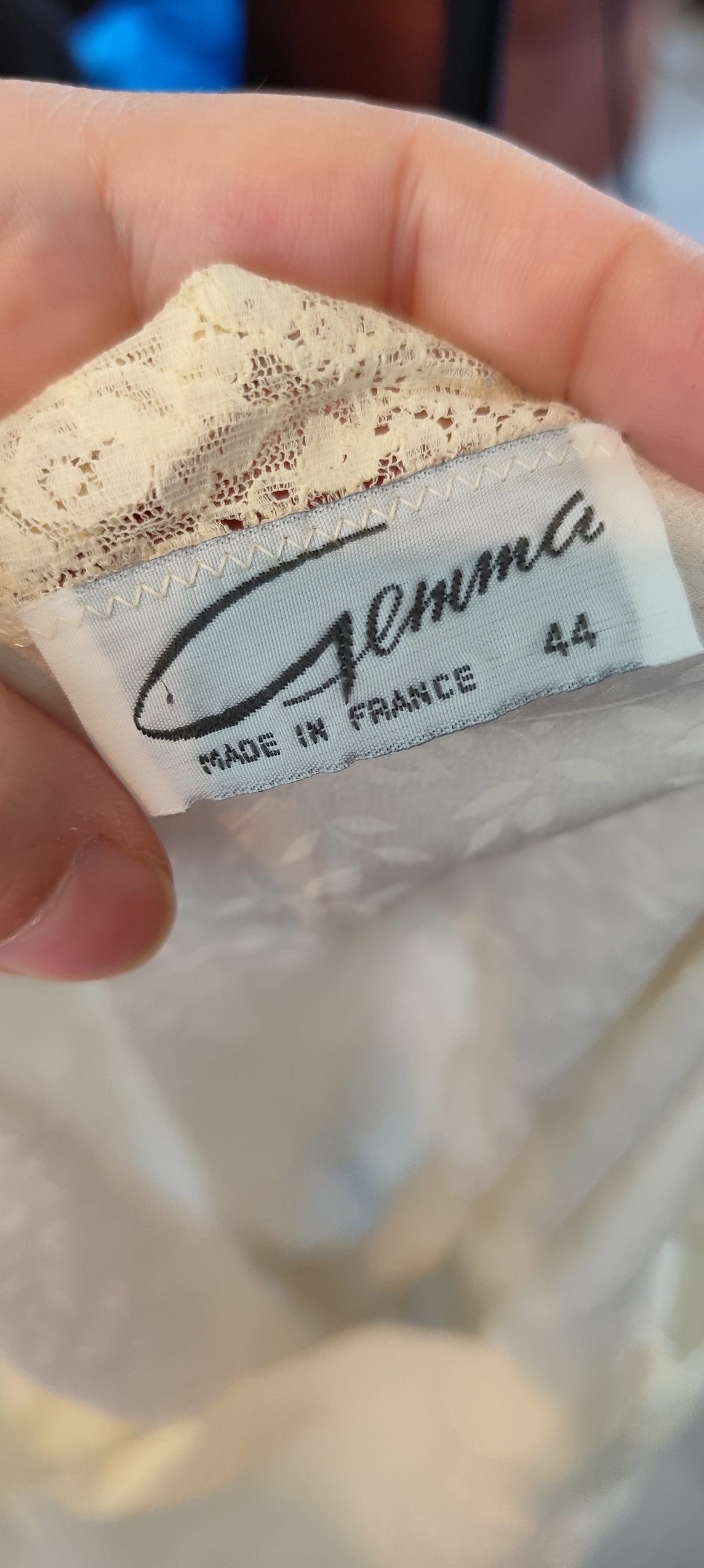 Caraco en soie et dentelle Gemma