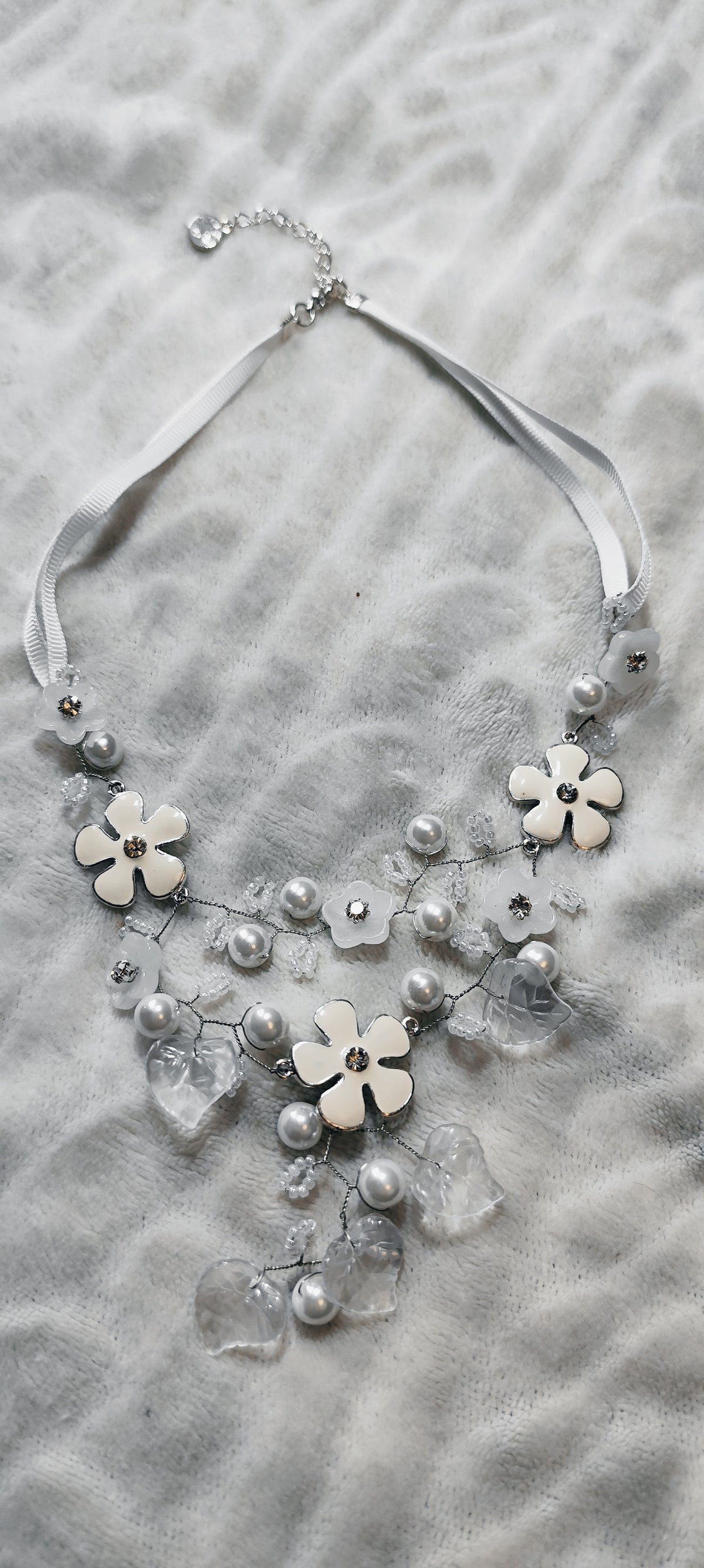 Collier Ikita