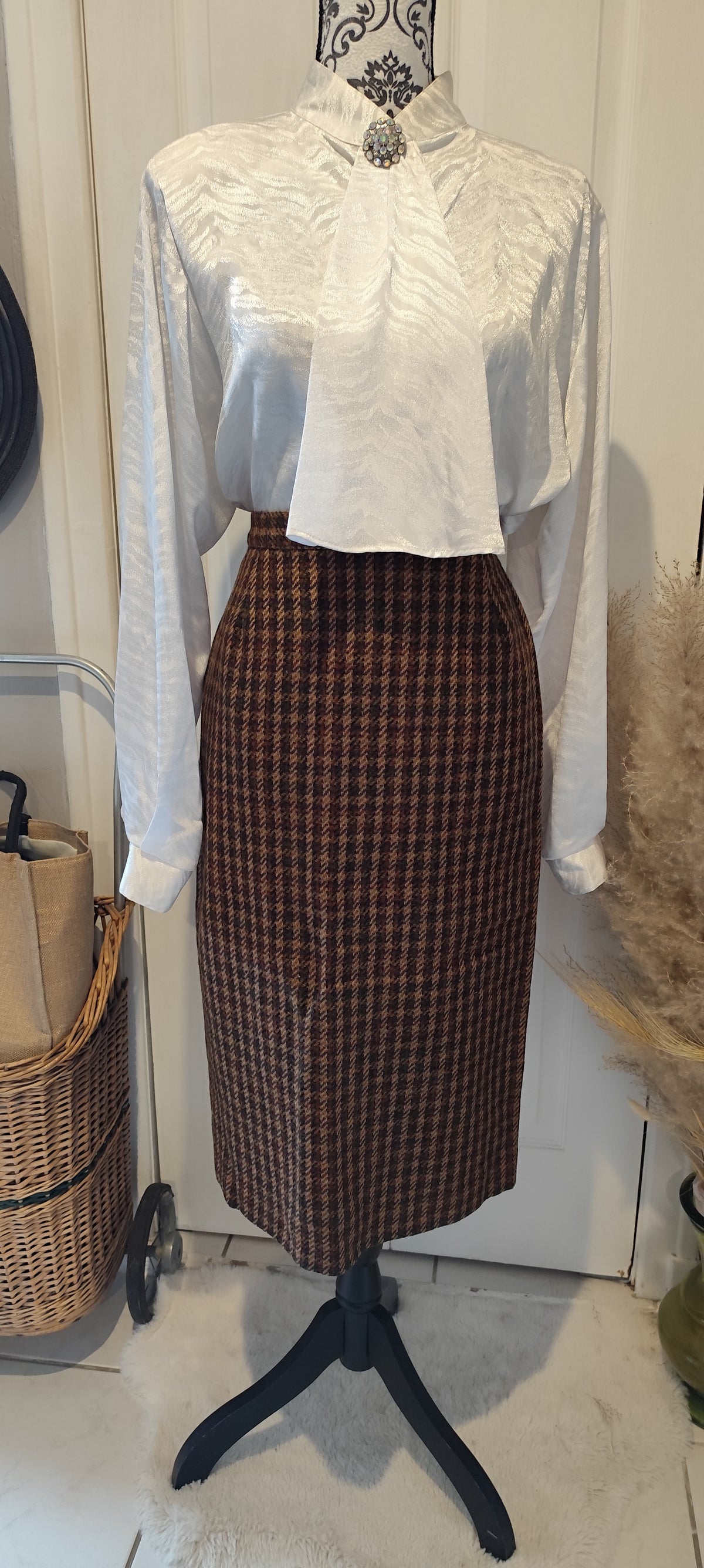 Ensemble tailleur pure laine Cacharel